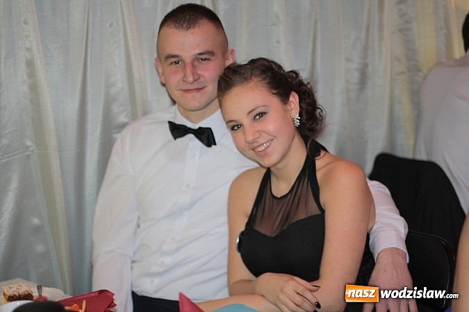 Zdjęcie w galerii na portalu naszwodzislaw.com: Bal maturalny wodzisławskiego ekonomika wiadomości z regionu