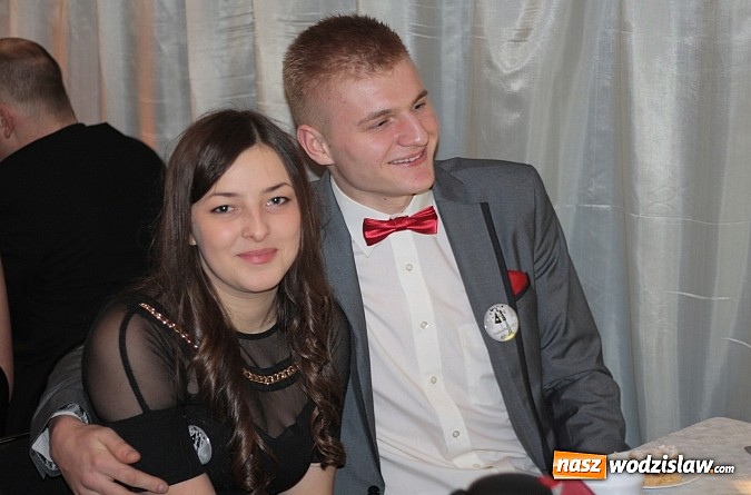 Zdjęcie w galerii na portalu naszwodzislaw.com: Bal maturalny wodzisławskiego ekonomika wiadomości z regionu