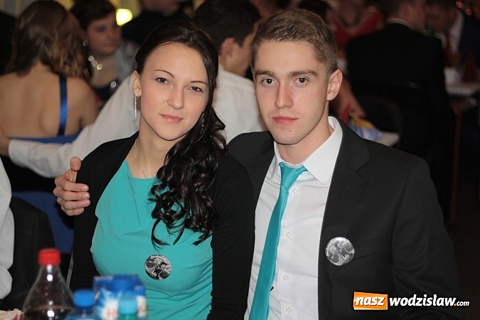 Zdjęcie w galerii na portalu naszwodzislaw.com: Bal maturalny wodzisławskiego ekonomika wiadomości z regionu