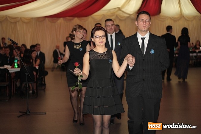 Zdjęcie w galerii na portalu naszwodzislaw.com: Bal maturalny wodzisławskiego ekonomika wiadomości z regionu