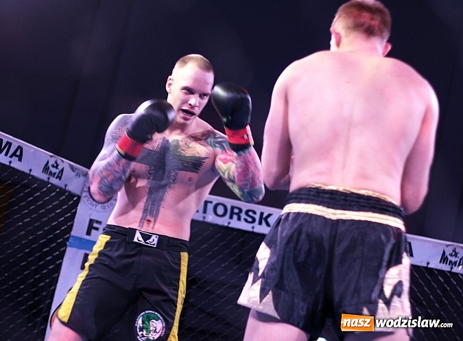 Zdjęcie w galerii na portalu naszwodzislaw.com: Gala MMA odbyła się w radlińskiej hali MOSiR  wiadomości z regionu