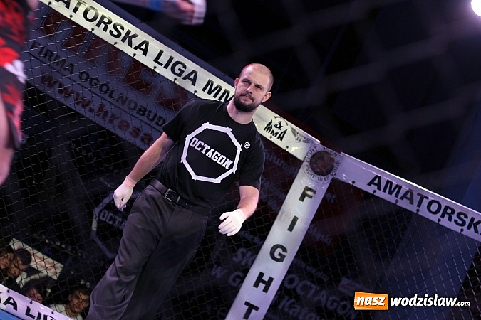 Zdjęcie w galerii na portalu naszwodzislaw.com: Gala MMA odbyła się w radlińskiej hali MOSiR  wiadomości z regionu