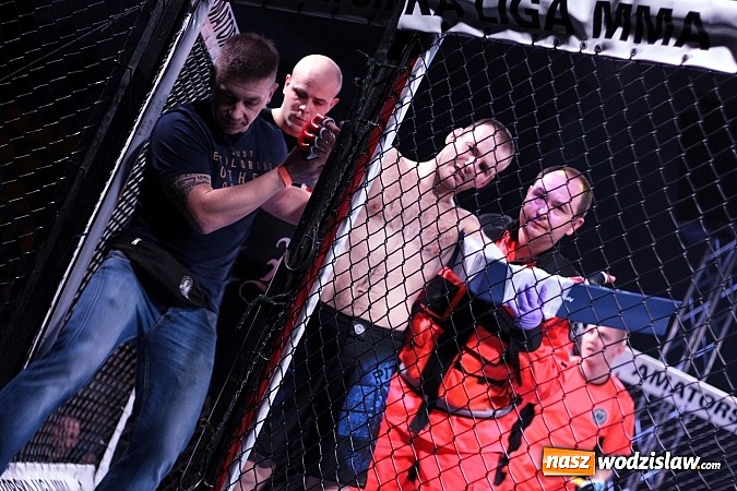 Zdjęcie w galerii na portalu naszwodzislaw.com: Gala MMA odbyła się w radlińskiej hali MOSiR  wiadomości z regionu