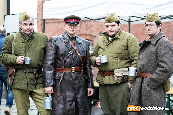 Zdjęcie w galerii na portalu naszwodzislaw.com: Wolontariusze WOŚP opanowali Wodzisław wiadomości z regionu