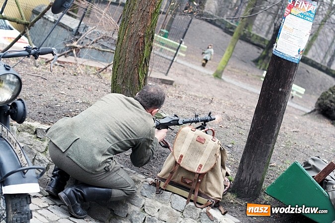 Zdjęcie w galerii na portalu naszwodzislaw.com: Wolontariusze WOŚP opanowali Wodzisław wiadomości z regionu