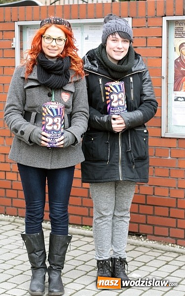 Zdjęcie w galerii na portalu naszwodzislaw.com: Wolontariusze WOŚP opanowali Wodzisław wiadomości z regionu