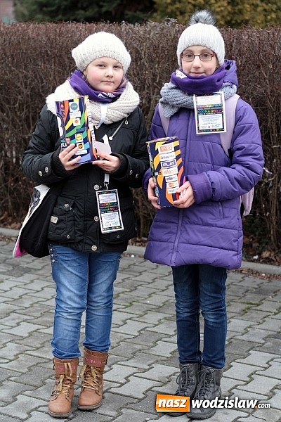 Zdjęcie w galerii na portalu naszwodzislaw.com: Wolontariusze WOŚP opanowali Wodzisław wiadomości z regionu