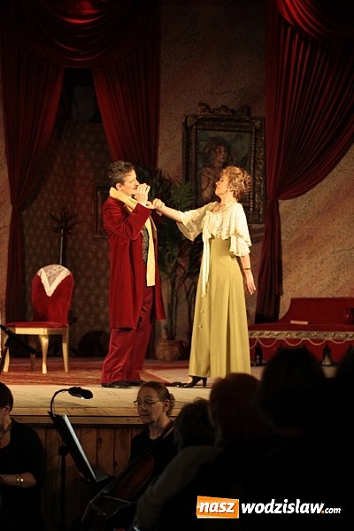 Zdjęcie w galerii na portalu naszwodzislaw.com: „Zemsta Nietoperza” w Wodzisławskim Centrum Kultury  wiadomości z regionu