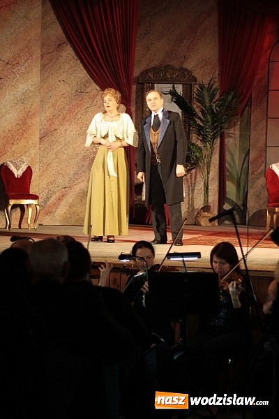 Zdjęcie w galerii na portalu naszwodzislaw.com: „Zemsta Nietoperza” w Wodzisławskim Centrum Kultury  wiadomości z regionu