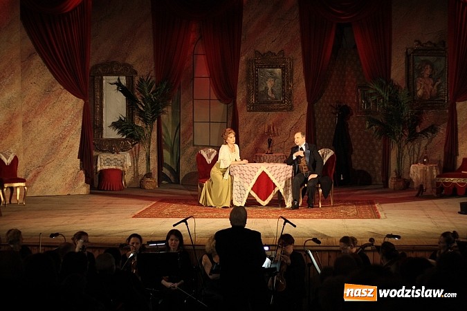 Zdjęcie w galerii na portalu naszwodzislaw.com: „Zemsta Nietoperza” w Wodzisławskim Centrum Kultury  wiadomości z regionu