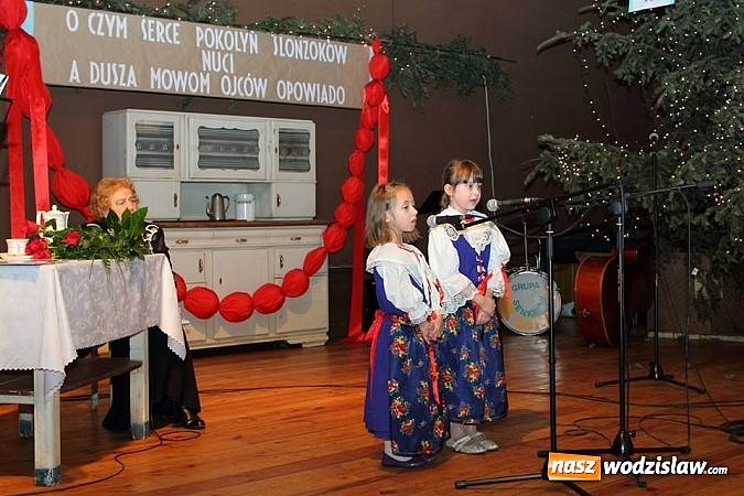 Zdjęcie w galerii na portalu naszwodzislaw.com: Wydano tom z twórczością Ireny Sauer z Turzy Śląskiej wiadomości z regionu