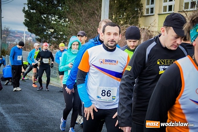 Zdjęcie w galerii na portalu naszwodzislaw.com: Rekordowy bieg Eko-Cross po Ziemi Pietrowickiej wiadomości z regionu