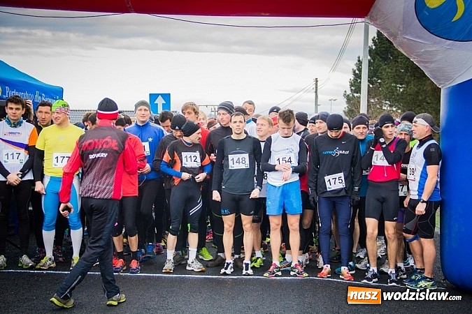 Zdjęcie w galerii na portalu naszwodzislaw.com: Rekordowy bieg Eko-Cross po Ziemi Pietrowickiej wiadomości z regionu