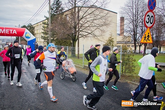 Zdjęcie w galerii na portalu naszwodzislaw.com: Rekordowy bieg Eko-Cross po Ziemi Pietrowickiej wiadomości z regionu