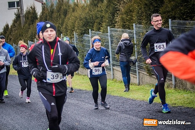 Zdjęcie w galerii na portalu naszwodzislaw.com: Rekordowy bieg Eko-Cross po Ziemi Pietrowickiej wiadomości z regionu