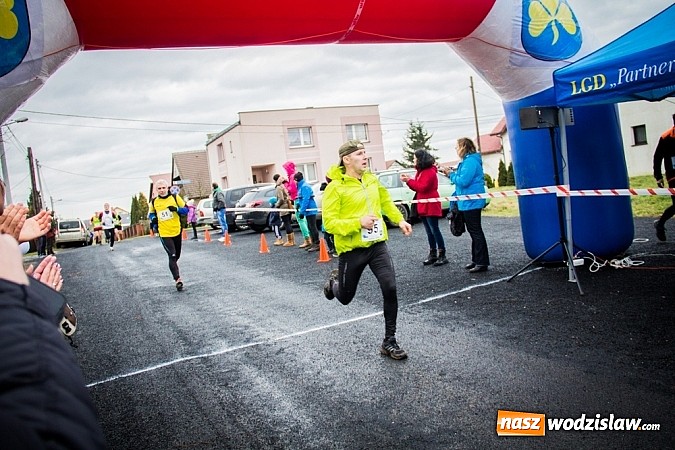 Zdjęcie w galerii na portalu naszwodzislaw.com: Rekordowy bieg Eko-Cross po Ziemi Pietrowickiej wiadomości z regionu