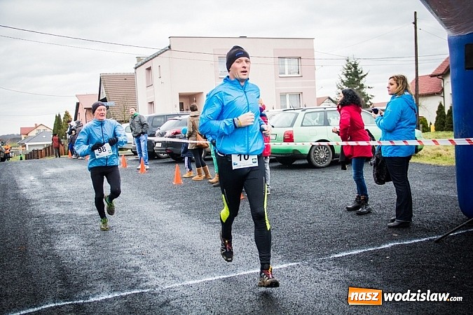 Zdjęcie w galerii na portalu naszwodzislaw.com: Rekordowy bieg Eko-Cross po Ziemi Pietrowickiej wiadomości z regionu