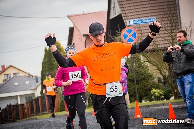 Zdjęcie w galerii na portalu naszwodzislaw.com: Rekordowy bieg Eko-Cross po Ziemi Pietrowickiej wiadomości z regionu