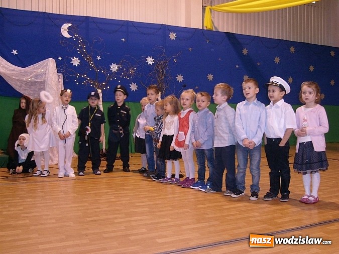 Zdjęcie w galerii na portalu naszwodzislaw.com:  Jasełkowe kolędowanie w Radlinie wiadomości z regionu