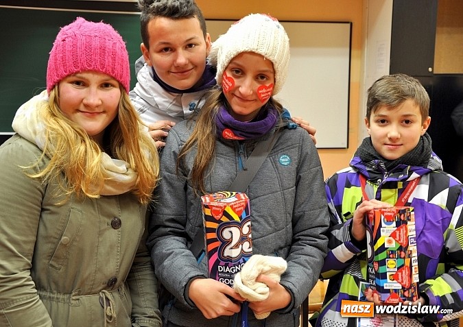 Zdjęcie w galerii na portalu naszwodzislaw.com: Tradycyjnie  Wielka Orkiestra Świątecznej Pomocy zagrała w Zespole Szkół nr 2 w Wodzisławiu Śląskim wiadomości z regionu