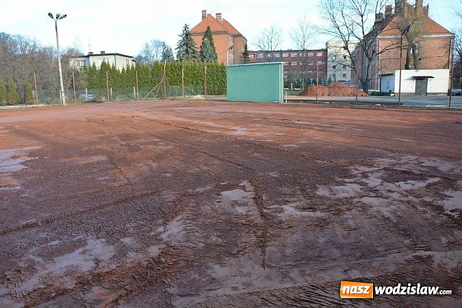 Zdjęcie w galerii na portalu naszwodzislaw.com: Ruszyły prace związane z budową w Wodzisławiu centrum tenisowego wiadomości z regionu