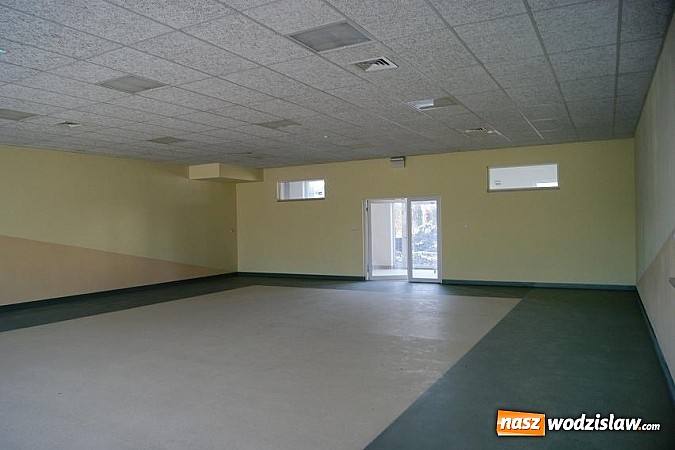 Zdjęcie w galerii na portalu naszwodzislaw.com: Kompleks Szkolno-Przedszkolny na Głożynach rośnie w oczach  wiadomości z regionu