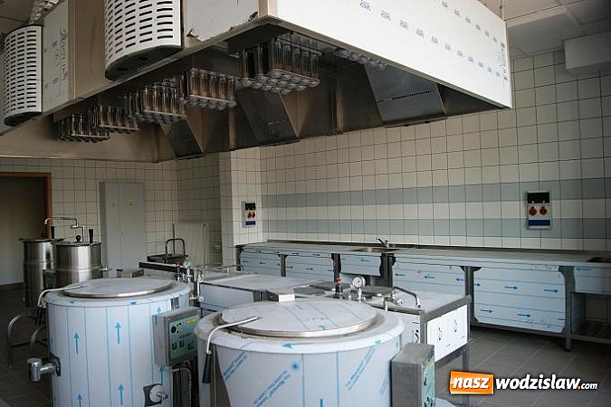 Zdjęcie w galerii na portalu naszwodzislaw.com: Kompleks Szkolno-Przedszkolny na Głożynach rośnie w oczach  wiadomości z regionu