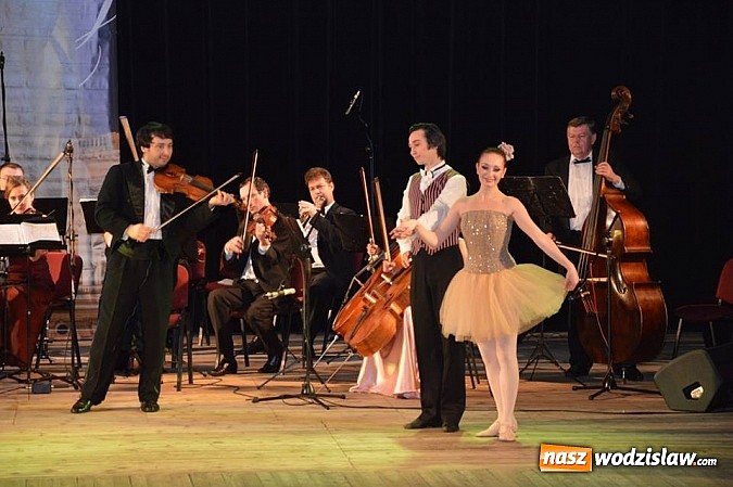 Zdjęcie w galerii na portalu naszwodzislaw.com: Wyjątkowy koncert noworoczny na deskach Miejskiego Ośrodka Kultury w Radlinie  wiadomości z regionu