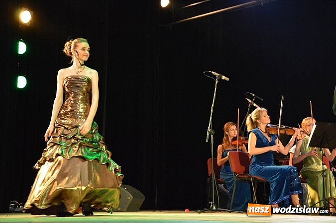 Zdjęcie w galerii na portalu naszwodzislaw.com: Wyjątkowy koncert noworoczny na deskach Miejskiego Ośrodka Kultury w Radlinie  wiadomości z regionu