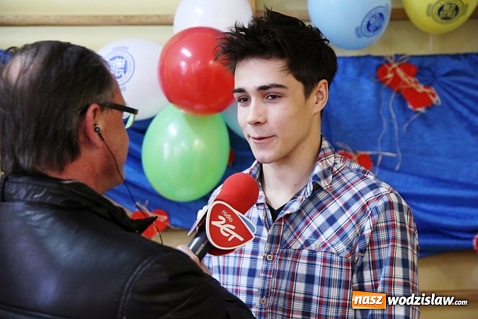 Zdjęcie w galerii na portalu naszwodzislaw.com: Fenomenalny finał 24-godzinnej akcji znanego youtubera z Wodzisława Śląskiego  wiadomości z regionu