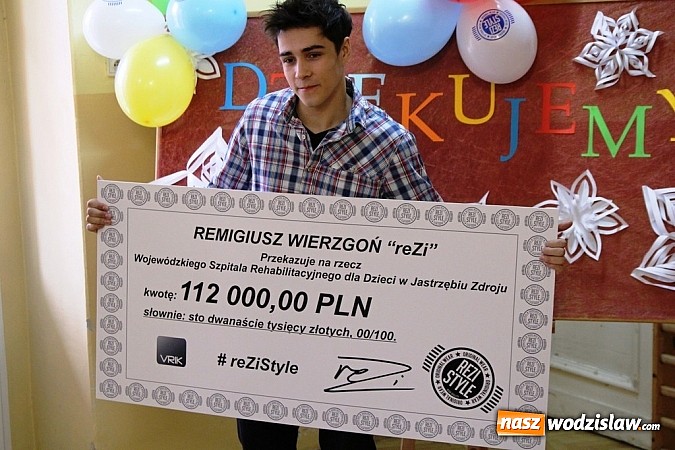 Zdjęcie w galerii na portalu naszwodzislaw.com: Fenomenalny finał 24-godzinnej akcji znanego youtubera z Wodzisława Śląskiego  wiadomości z regionu