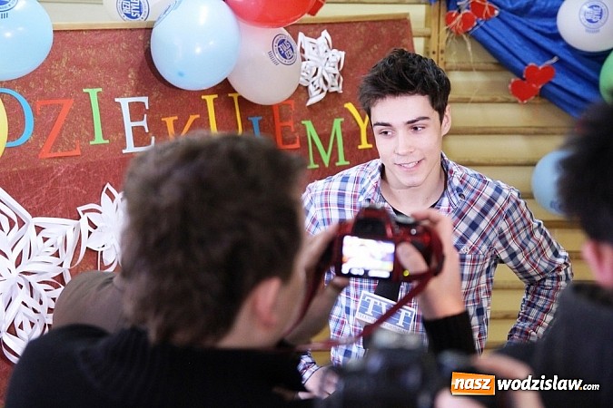 Zdjęcie w galerii na portalu naszwodzislaw.com: Fenomenalny finał 24-godzinnej akcji znanego youtubera z Wodzisława Śląskiego  wiadomości z regionu