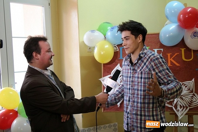 Zdjęcie w galerii na portalu naszwodzislaw.com: Fenomenalny finał 24-godzinnej akcji znanego youtubera z Wodzisława Śląskiego  wiadomości z regionu