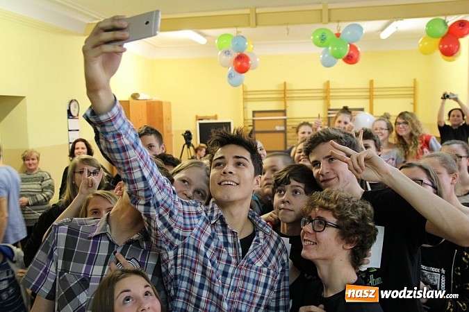 Zdjęcie w galerii na portalu naszwodzislaw.com: Fenomenalny finał 24-godzinnej akcji znanego youtubera z Wodzisława Śląskiego  wiadomości z regionu