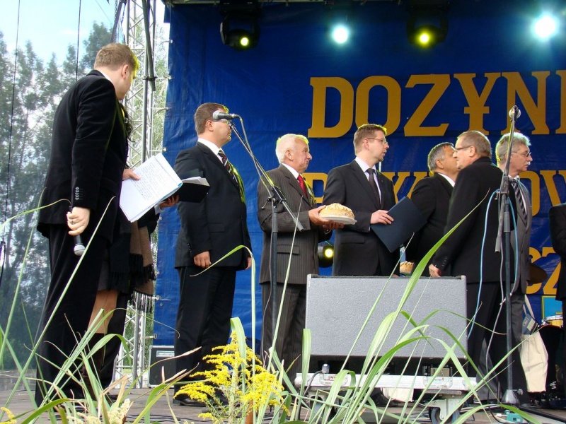 Zdjęcie w galerii na portalu naszwodzislaw.com: Pszów gospodarzem dożynek wiadomości z regionu