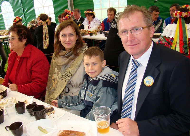 Zdjęcie w galerii na portalu naszwodzislaw.com: Pszów gospodarzem dożynek wiadomości z regionu