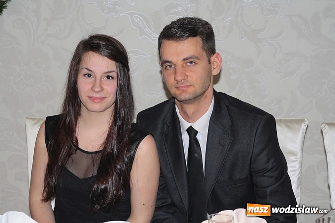 Zdjęcie w galerii na portalu naszwodzislaw.com: Studniówkowe szaleństwo Zespołu Szkół Ponadgimnazjalnych w Pszowie wiadomości z regionu