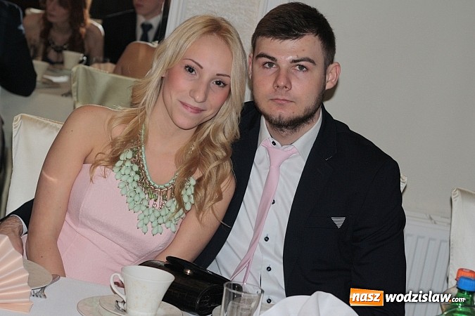 Zdjęcie w galerii na portalu naszwodzislaw.com: Studniówkowe szaleństwo Zespołu Szkół Ponadgimnazjalnych w Pszowie wiadomości z regionu