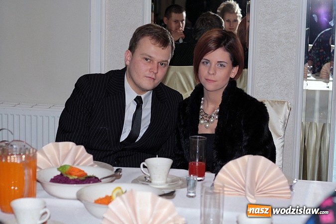 Zdjęcie w galerii na portalu naszwodzislaw.com: Studniówkowe szaleństwo Zespołu Szkół Ponadgimnazjalnych w Pszowie wiadomości z regionu