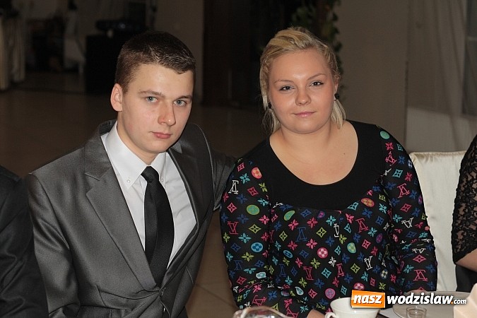 Zdjęcie w galerii na portalu naszwodzislaw.com: Studniówkowe szaleństwo Zespołu Szkół Ponadgimnazjalnych w Pszowie wiadomości z regionu