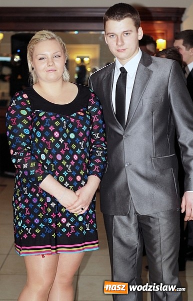 Zdjęcie w galerii na portalu naszwodzislaw.com: Studniówkowe szaleństwo Zespołu Szkół Ponadgimnazjalnych w Pszowie wiadomości z regionu