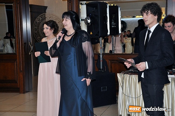 Zdjęcie w galerii na portalu naszwodzislaw.com: Studniówkowe szaleństwo Zespołu Szkół Ponadgimnazjalnych w Pszowie wiadomości z regionu