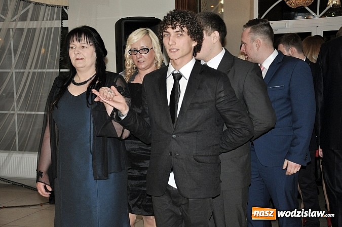 Zdjęcie w galerii na portalu naszwodzislaw.com: Studniówkowe szaleństwo Zespołu Szkół Ponadgimnazjalnych w Pszowie wiadomości z regionu