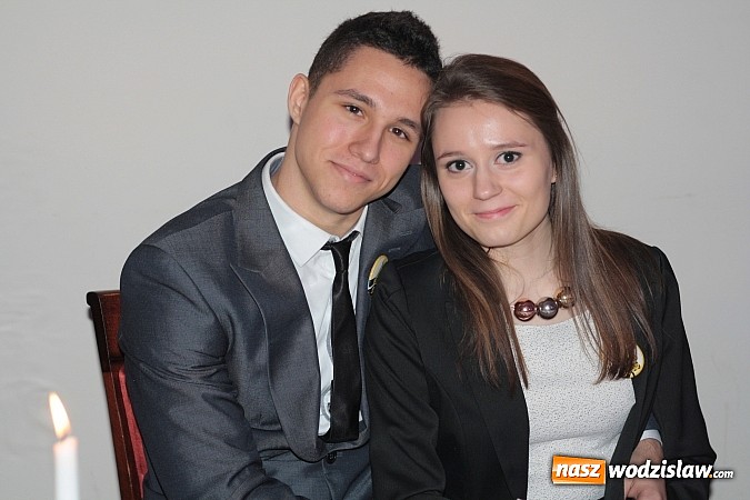 Zdjęcie w galerii na portalu naszwodzislaw.com: Uczniowie „budowlanki” zatańczyli poloneza wiadomości z regionu