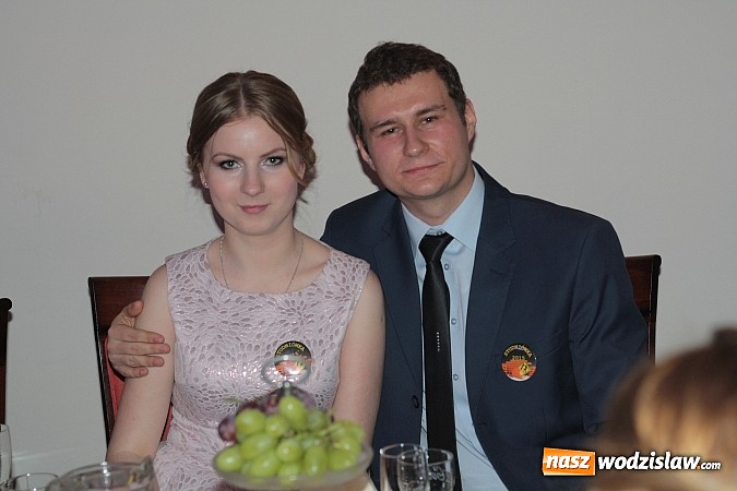 Zdjęcie w galerii na portalu naszwodzislaw.com: Uczniowie „budowlanki” zatańczyli poloneza wiadomości z regionu