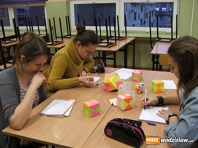 Zdjęcie w galerii na portalu naszwodzislaw.com: 350. uczniów G1 w Wodzisławiu Śląskim uczestniczyło w 46. różnorodnych zajęciach edukacyjnych wiadomości z regionu