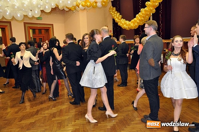 Zdjęcie w galerii na portalu naszwodzislaw.com: Ah, co za bal! Studniówka 2015 w I LO wiadomości z regionu