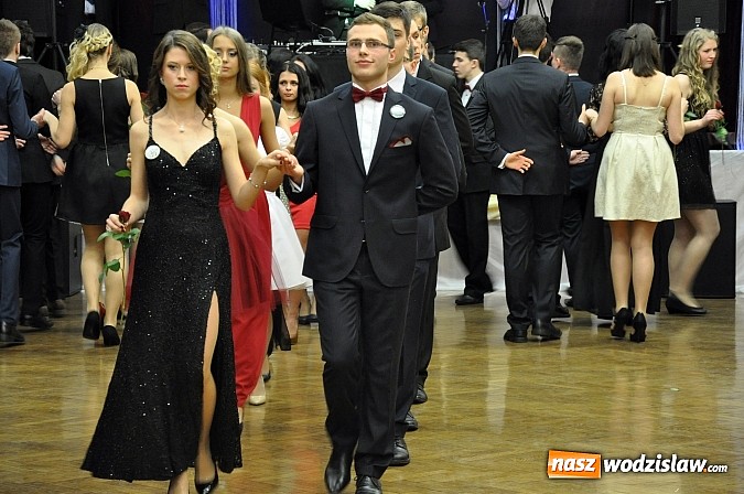 Zdjęcie w galerii na portalu naszwodzislaw.com: Ah, co za bal! Studniówka 2015 w I LO wiadomości z regionu