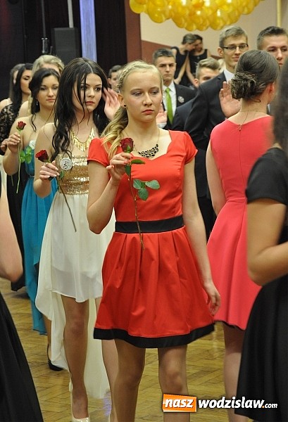 Zdjęcie w galerii na portalu naszwodzislaw.com: Ah, co za bal! Studniówka 2015 w I LO wiadomości z regionu
