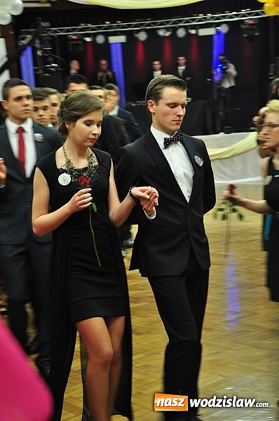 Zdjęcie w galerii na portalu naszwodzislaw.com: Ah, co za bal! Studniówka 2015 w I LO wiadomości z regionu